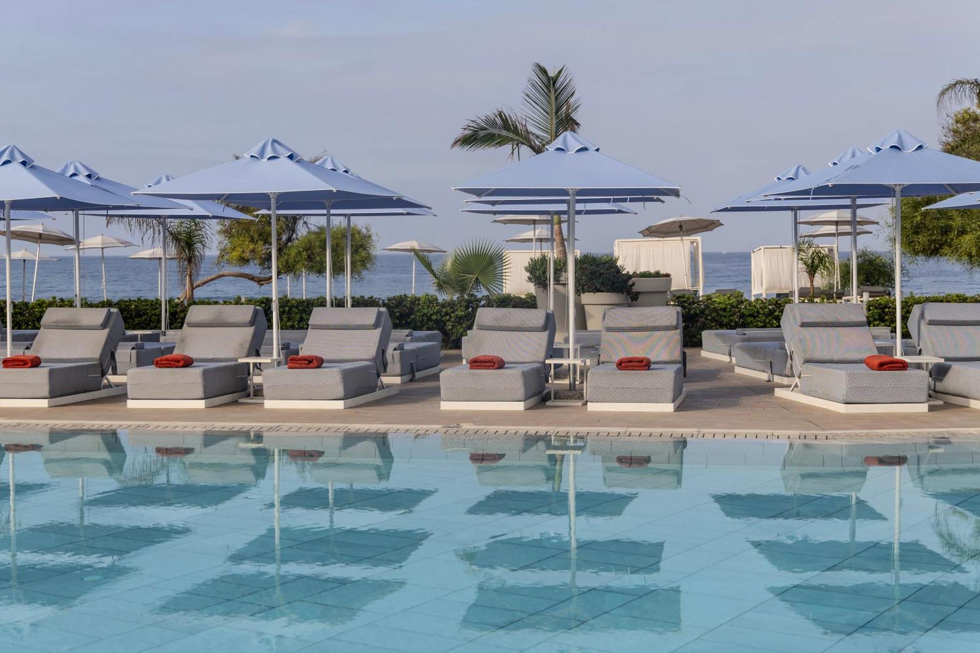 Ivi Mare - Designed For Adults By Louis Szálloda